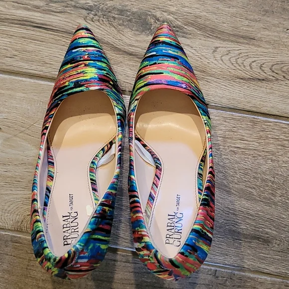 Fun Rainbow Heels 5.5 - Picture 5 of 7